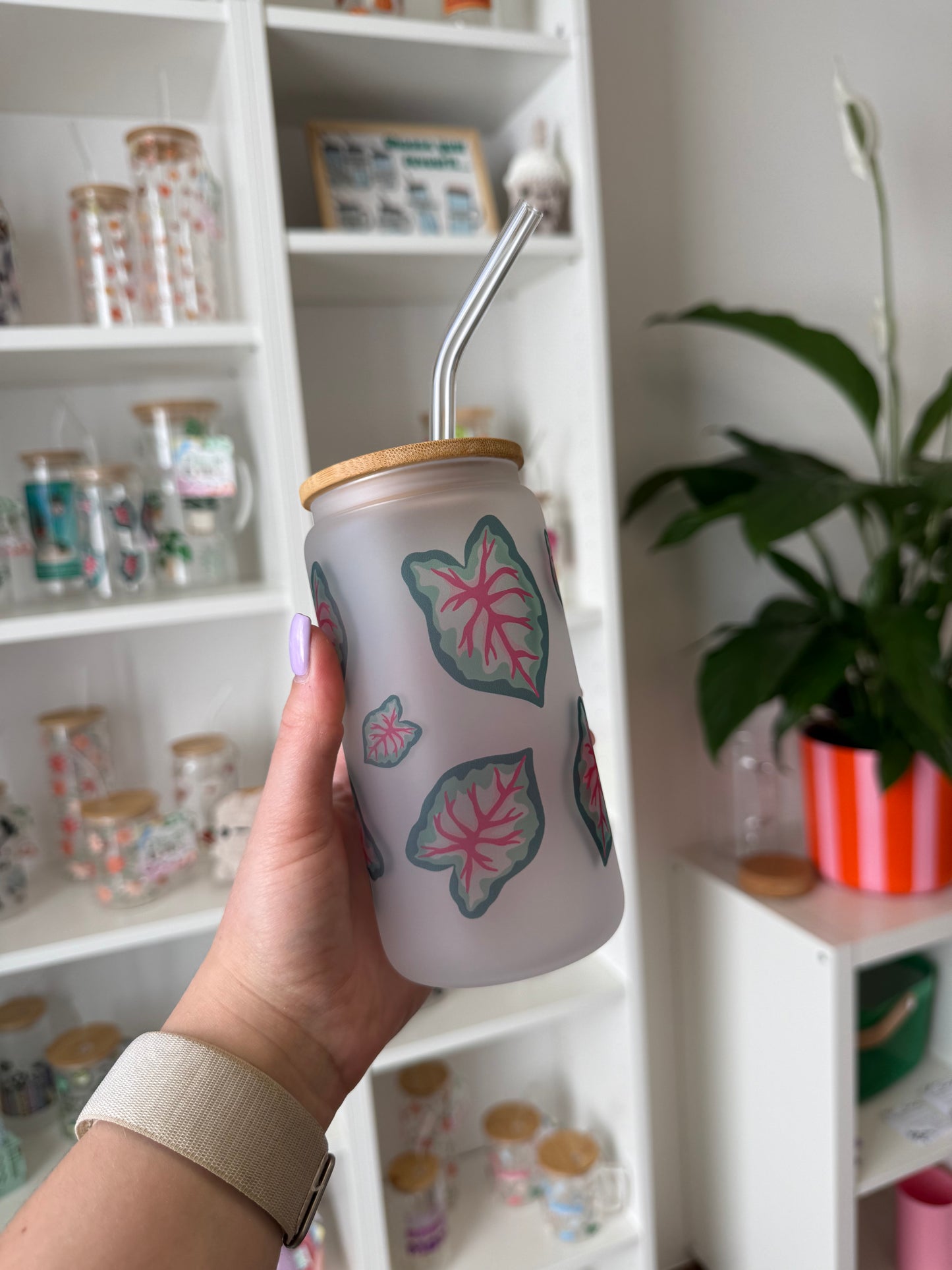 Glass Cup "Caladium Raspberry Moon“ milchig 16oz