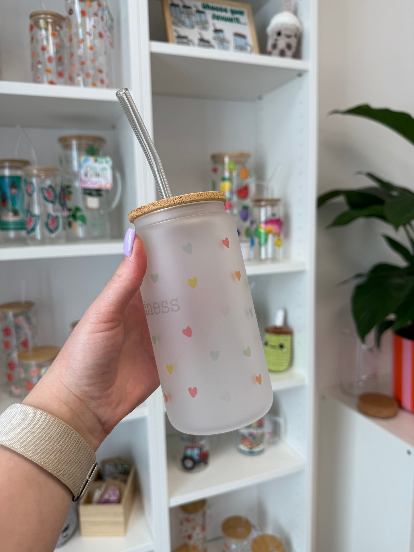 Glass Cup "Happiness“ milchig 16oz