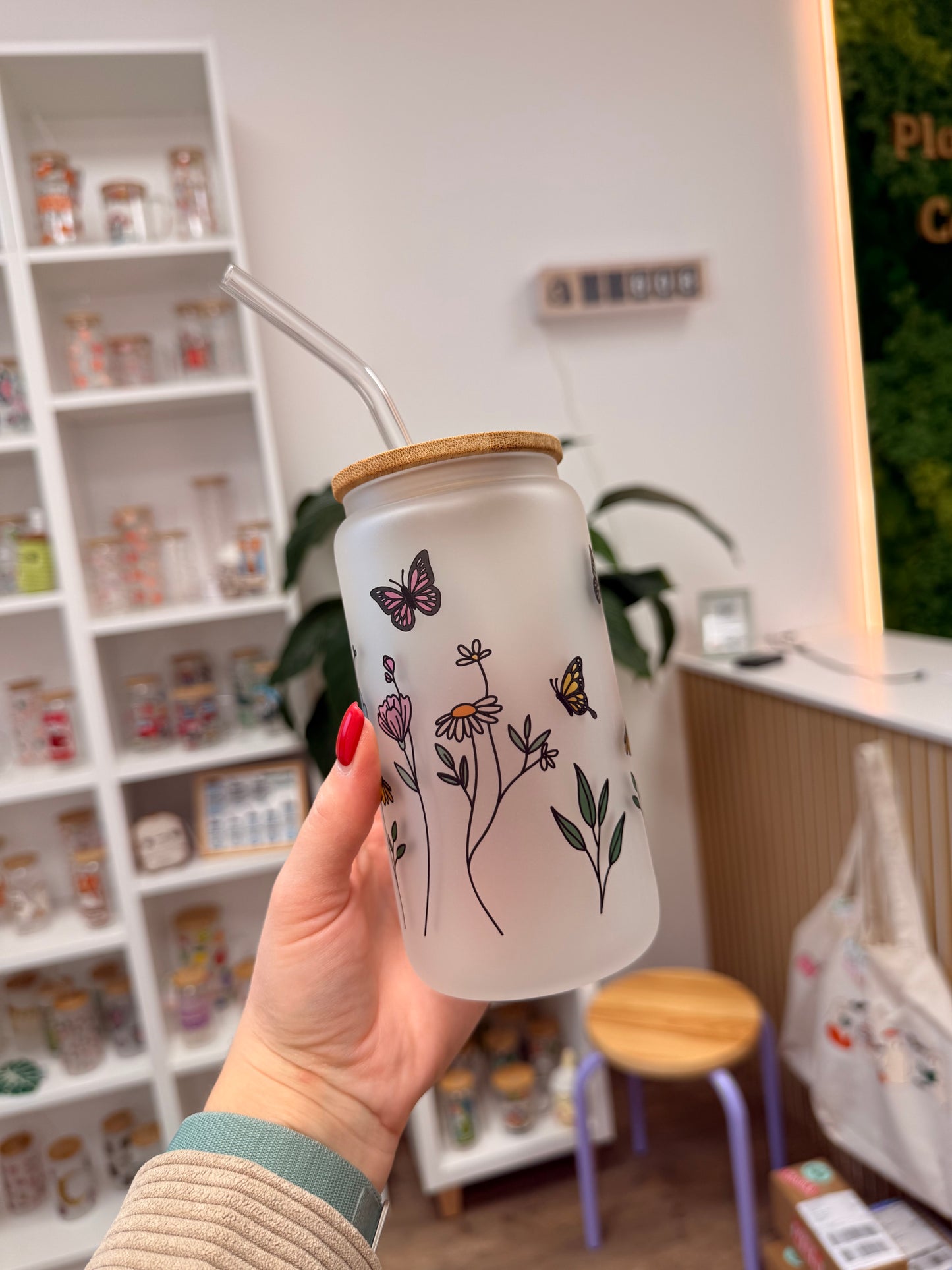 Glass Cup "Flowers“ milchig 16oz