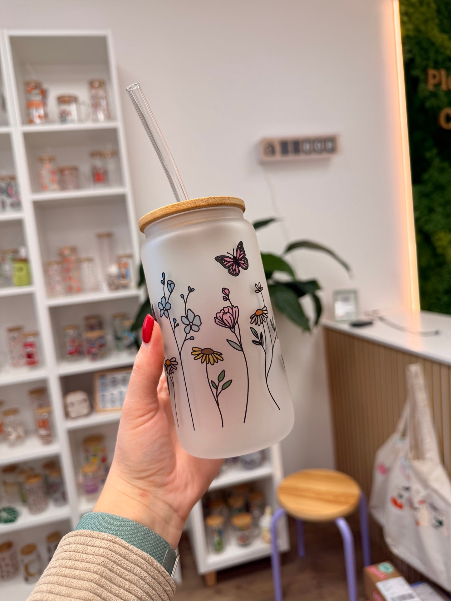 Glass Cup "Flowers“ milchig 16oz