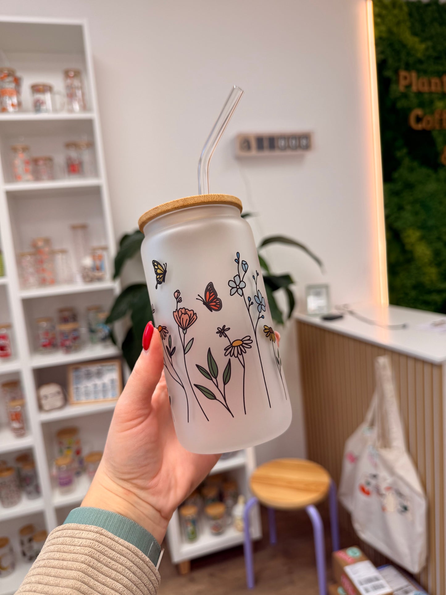 Glass Cup "Flowers“ milchig 16oz