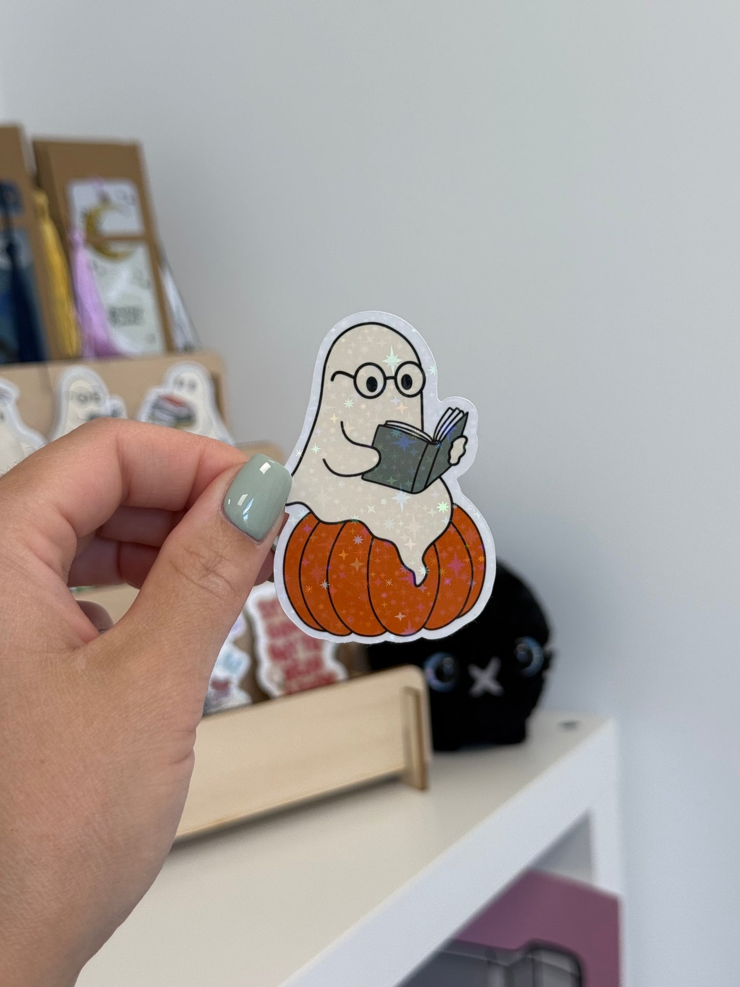 Sticker "nerdy book ghost"