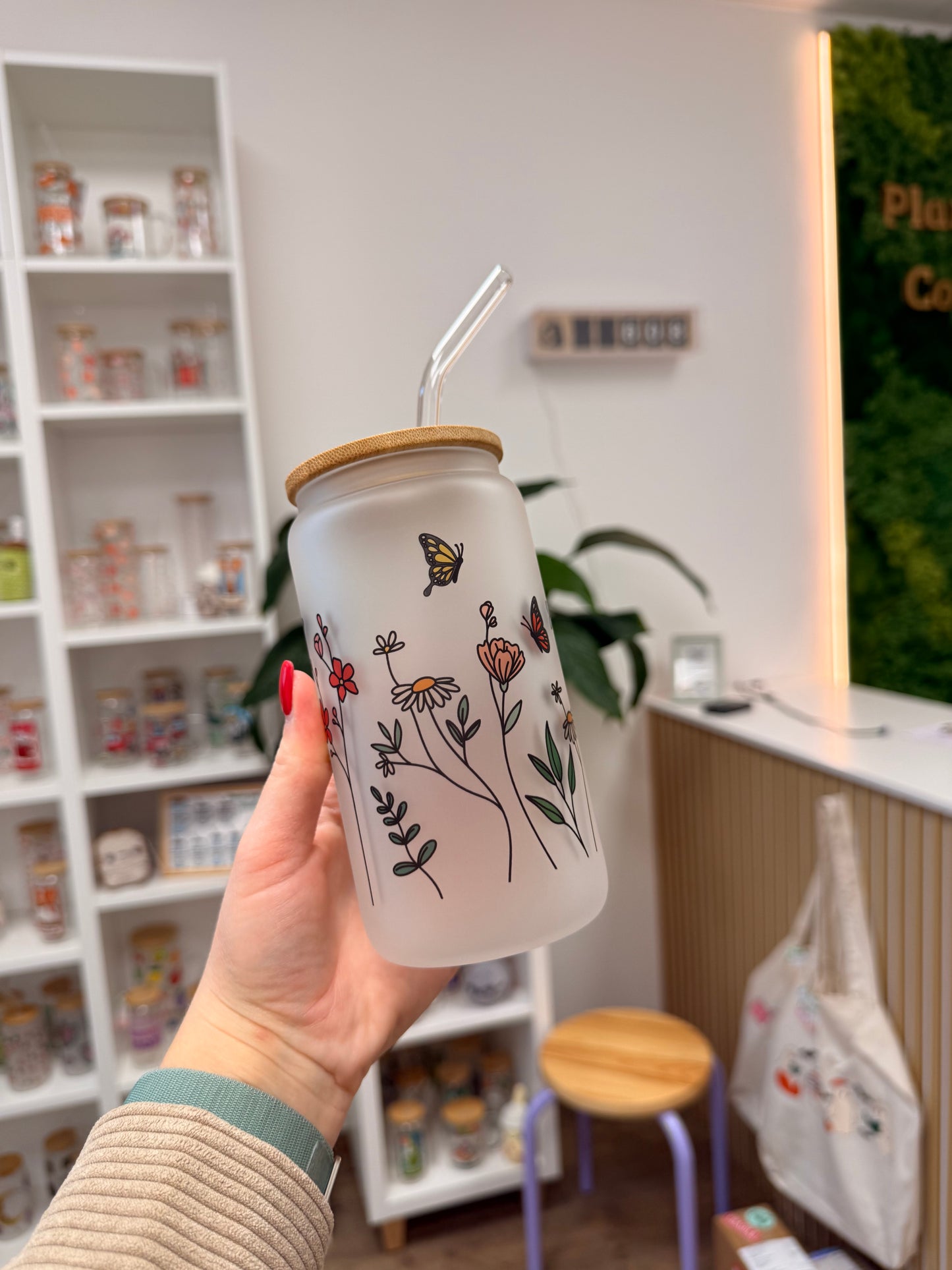 Glass Cup "Flowers“ milchig 16oz