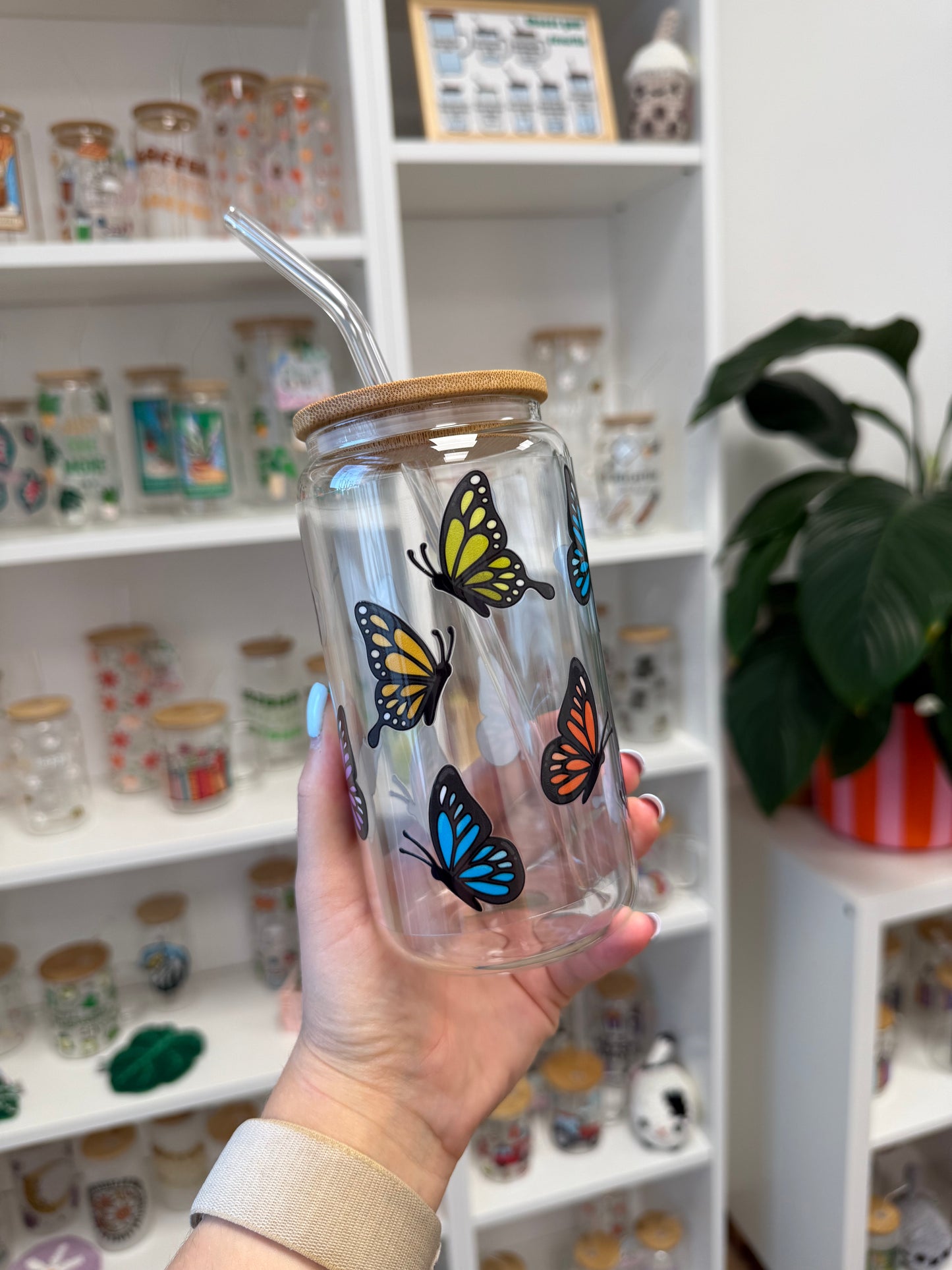 Glass Cup "Butterfly bunt“ 16oz