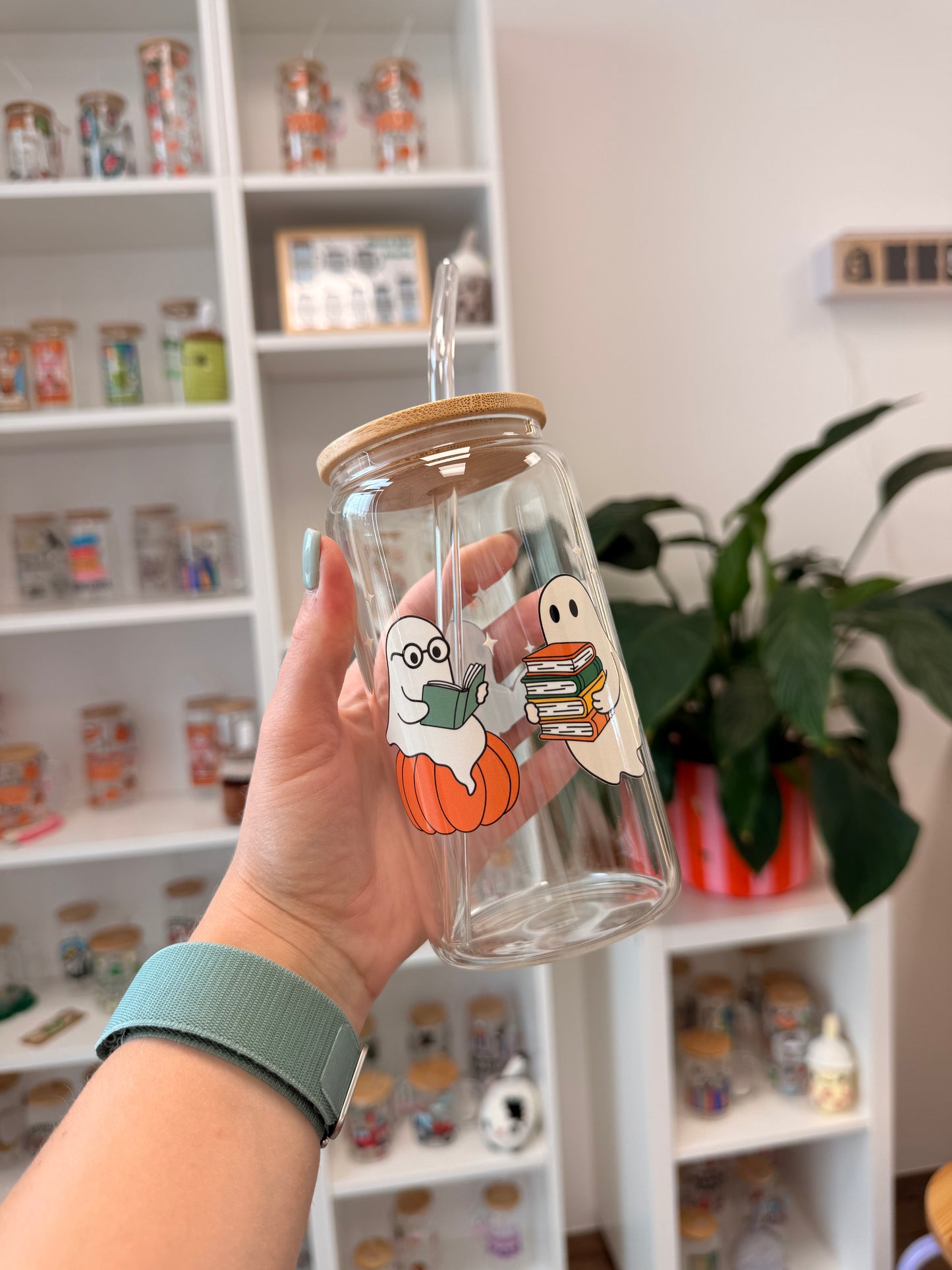 Glass Cup "Bookish Ghosts“ 16oz