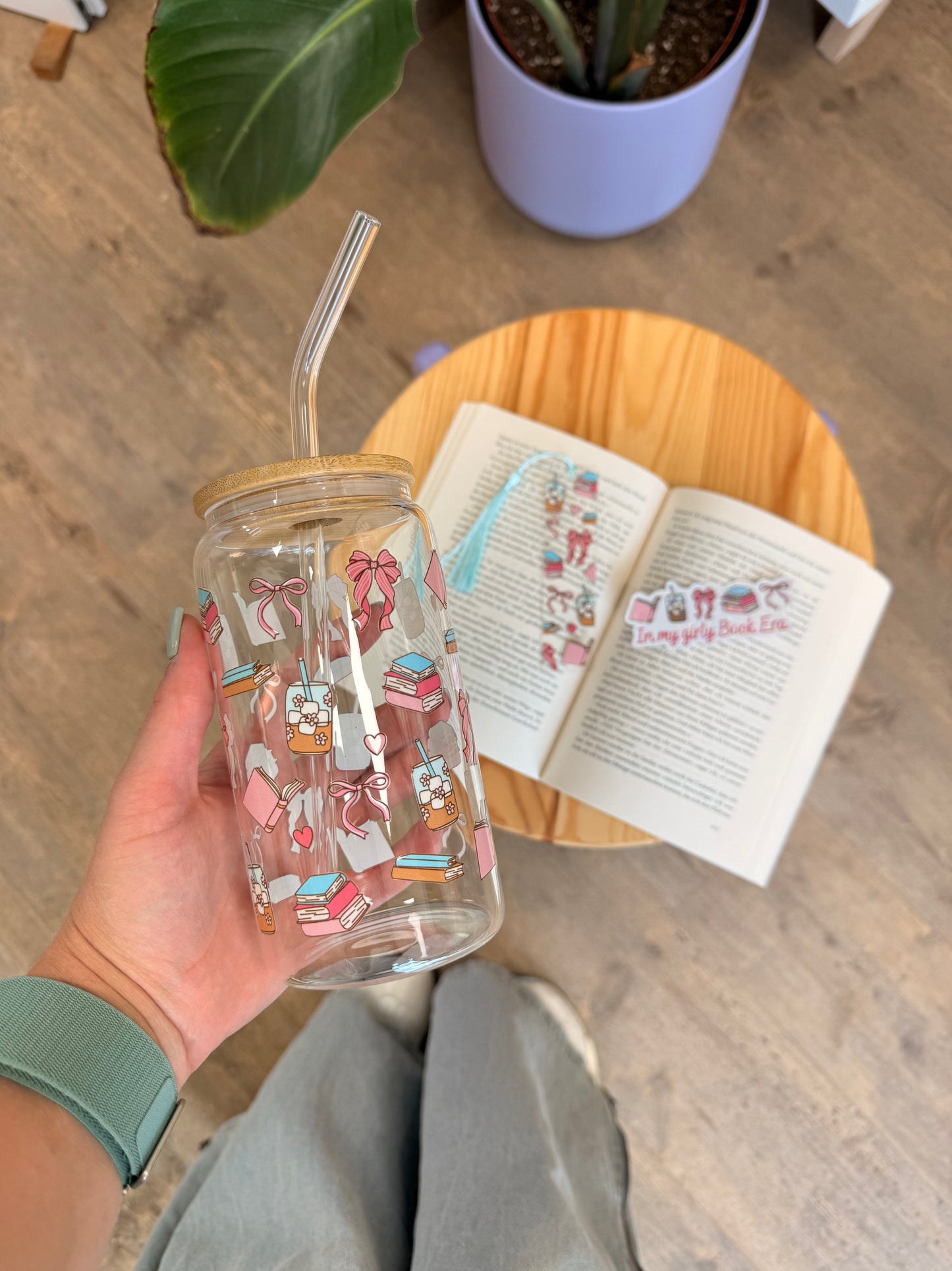 Glass Cup "Girly Bookish“ 16oz